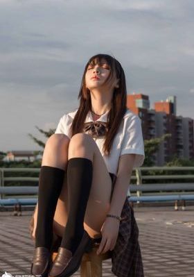 妺妺窝人体色WWW美女_超清免费观看